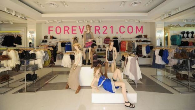 Manequins em loja da Forever 21