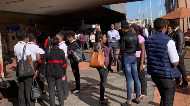 jkia watu wakwama