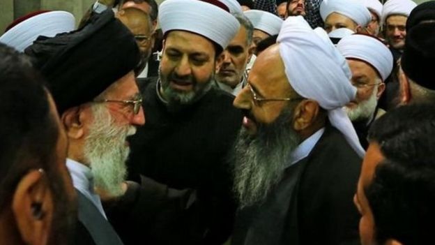 مولوی عبدالحمید و آیتالله خامنهای در دیدار