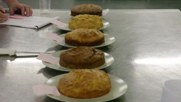 Can we cut sugar levels in our food? - BBC News