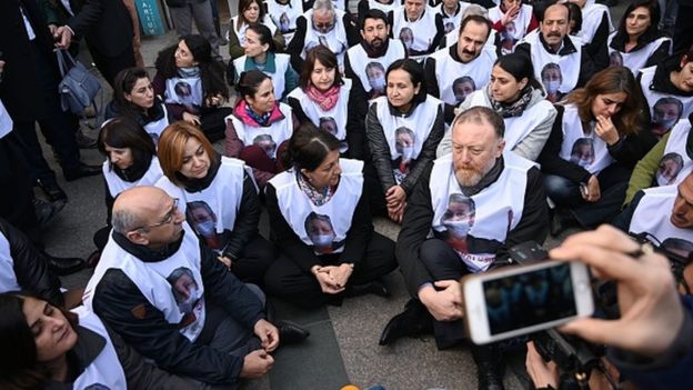HDP'lilerin açlık grevindekiler için 8 Kasım'da düzenlediği eylem