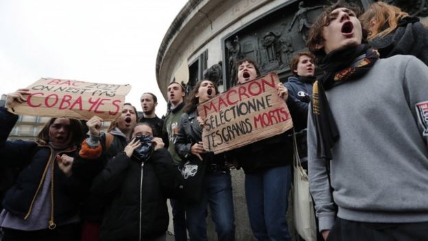 Students protest in Paris