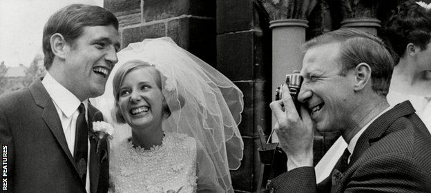 Norman Hunter married Susan Harper in 1968