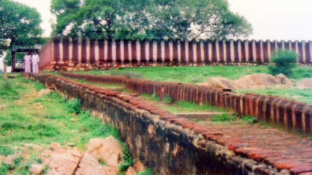 ஆதிச்சநல்லூரிலுள்ள பழமையான பாண்டிய ராஜா கோயில்