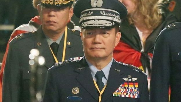 罹难者中的参谋总长、空军二级上将沈一鸣,曾经担任台湾国防部副部长、空军司令、国防部常务次长、副参谋总长、空军作战指挥部指挥官等职务。