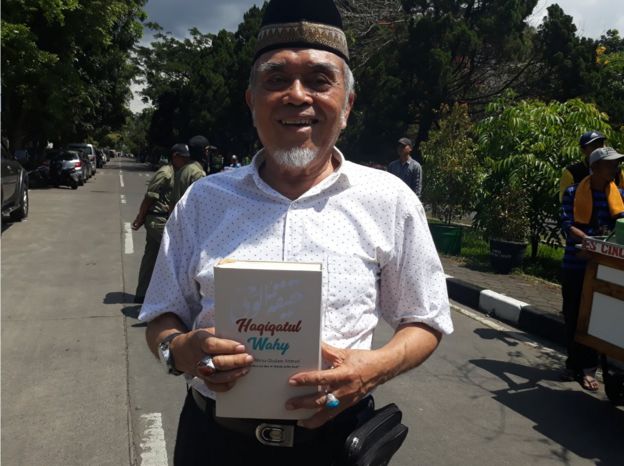 Pembubaran Ahmadyah di Bandung