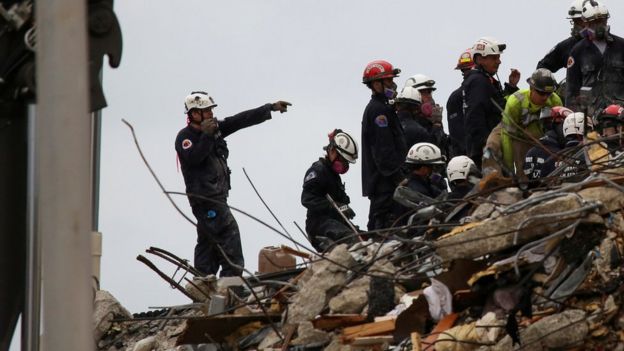 Miami Building Collapse: Demolition Date Brought Forward - BBC News