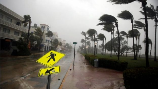 Ocean Drive vacío