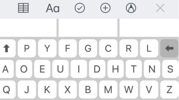Así se ve el teclado Dvorak en un iPhone.