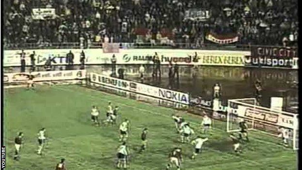 Finland versus Hungary in 1998 World Cup qualifier