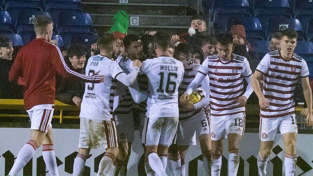 Hamilton celebrate v Inverness