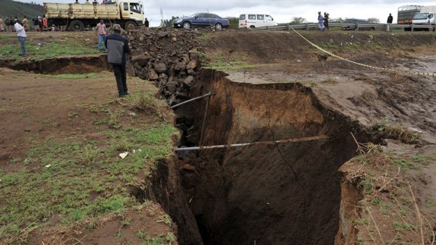 Ufa mkubwa umetokea kilomita 54 kusini magharibi mwa Nairobi katika Bonde la Ufa