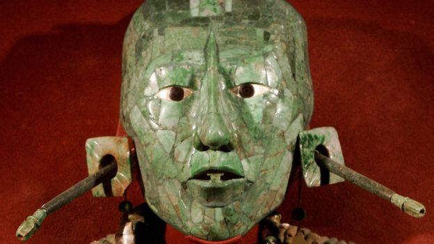 Máscara del rey Pakal, exhibida en el Museo Nacional de Antropología de México.