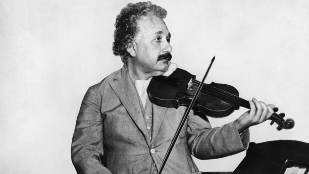 ஐன்ஸ்டைன்