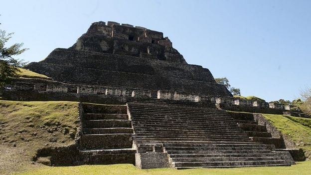 Templo maya Xunantunich, en Belice.