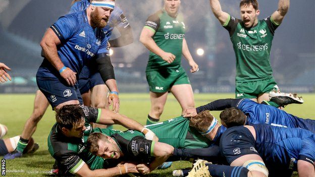 Jack Carty goes over for a Connacht try against Leinster