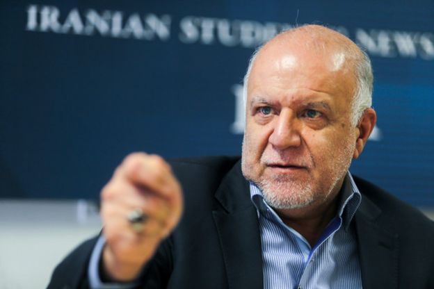 بیژن نامداز زنگنه، وزیر نفت ایران حدود دو ماه پیش گفته بود: " بعد از تحریم فقط ترکیه است که از جمع کشورهای اروپایی از ما نفت میخرد و اروپاییها به هیچ وجه از ایران نفت برداشت نمیکنند؛ با این که دو کشور اروپایی عملاً مجوز خرید نفت از ایران را دارند. ما بارها با آنها تماس گرفتهایم اما جواب تماس ما را نمیدهند."