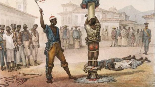 Ilustração de violência contra escravos: um açoite a escravo amarrado em tronco, com nádegas ensanguentadas