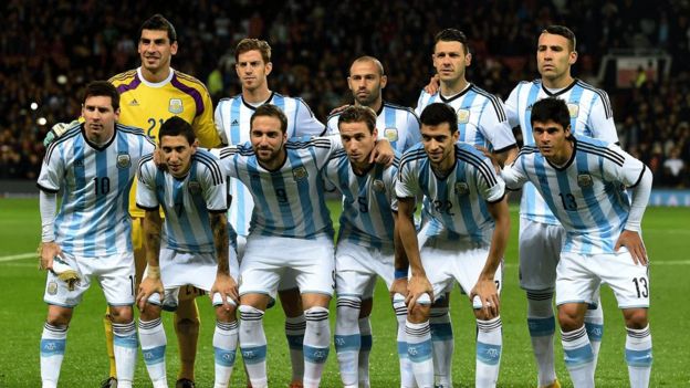 Di María y Pastore no son los únicos futbolistas argentinos en problemas con el fisco. El capitán, Lionel Messi, fue condenado por evasión fiscal en España.