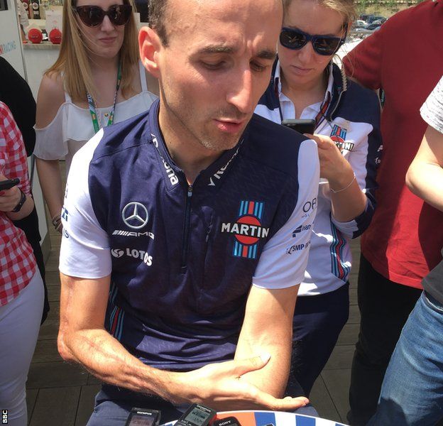 A view of Robert Kubica's surgically repaired arm