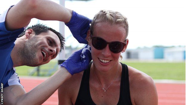Lynsey Sharp gets her lactate levels taken in training