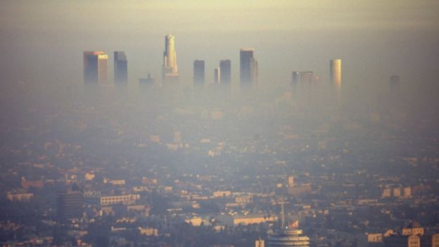Contaminación sobre Los Ángeles.