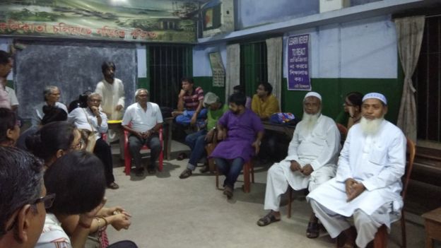 'নো ইওর নেইবার' কর্মসূচীতে অংশগ্রহনকারীদের একাংশ।