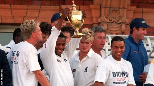 The first of Warwickshire's three trophies in 1994 was the Benson & Hedges Cup win over Worcestershire at Lord's
