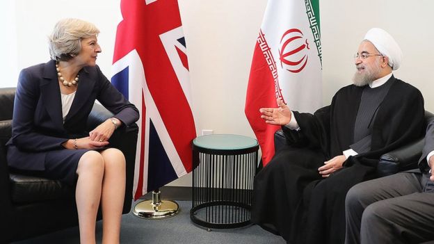 Waziri mkuu wa Uingereza Theresa May na Rais wa Iran, Hassan Rouhani