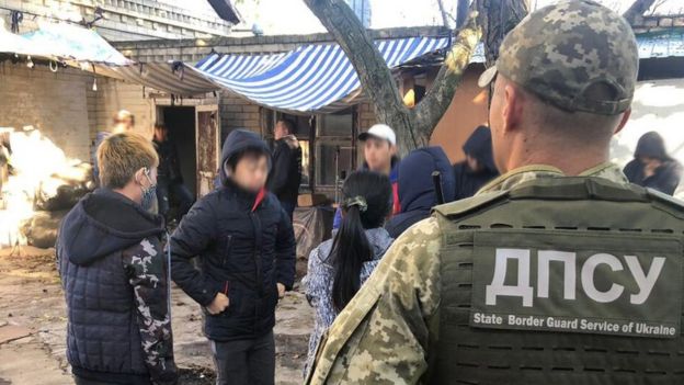 затримані