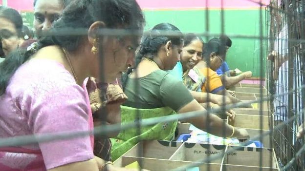 தமிழக ஊரக உள்ளாட்சி தேர்தல் வாக்கு எண்ணிக்கை இன்று நடந்து வருகிறது