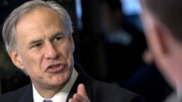 Gavana wa Texas Greg Abbott ameonya kuwa mafuriko hayatatoweka usiku mmoja