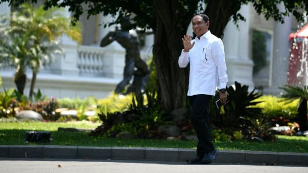 ZAINUDIN AMALI