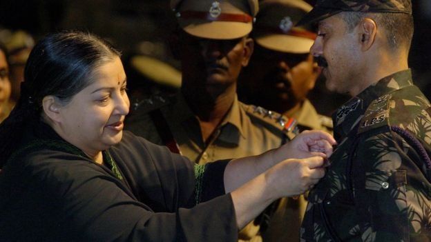 வீரப்பனை கொன்ற காவல்துறையினருக்கு பதக்கம்