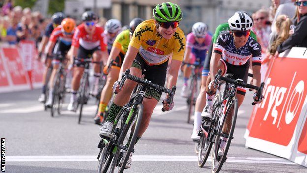 Marianne Vos wins the final stage of the 2018 Ladies Tour of Norway