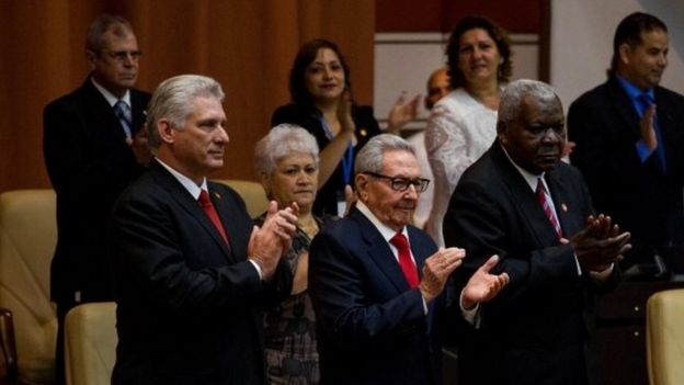 Díaz Canel y Raúl Castro