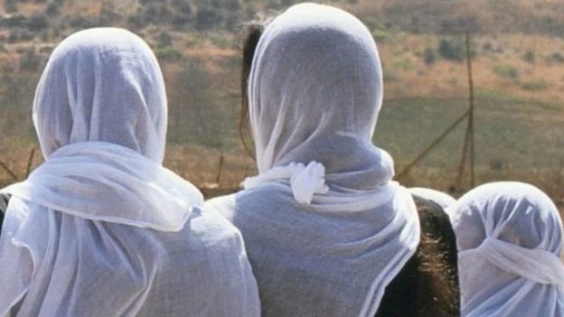 பெண்கள் மற்றும் குழந்தைகளை கடத்திய ஐஎஸ் அமைப்பு