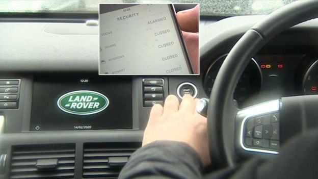 Interior de un Land Rover