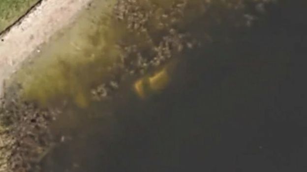 Carro afundado na Flórida identificado pelo Google Earth