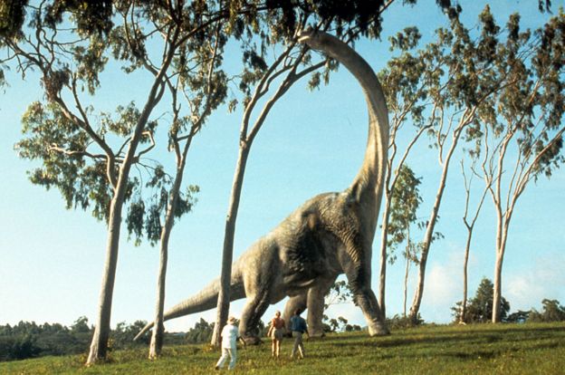 Un Brontosaurio en la famosa película "Parque Jurásico" de 1993