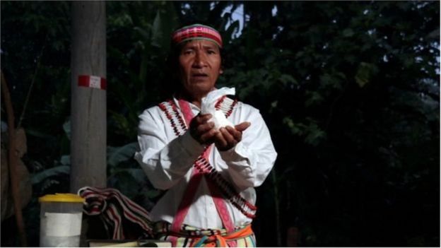 Shainkiam Yampik Wananch fait partie des diacres qui servent les catholiques de l'Amazonie.