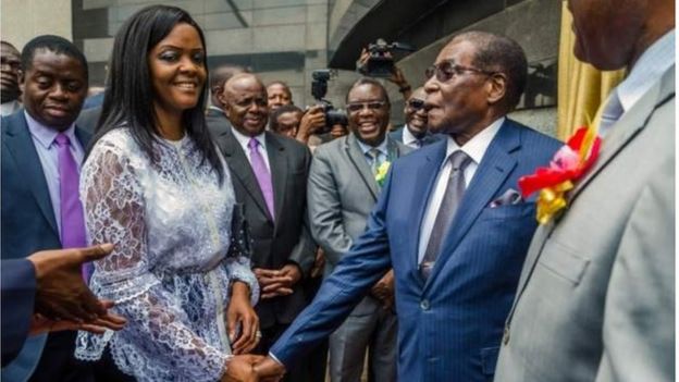 Rais Robert Mugabe na mkewe Grace Mugabe