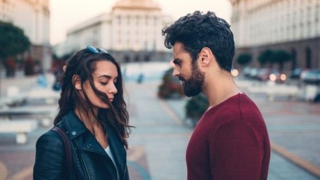 பிரிவிலும் வேதனை