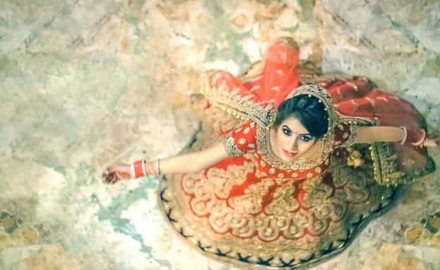 The Indian Video Challenging Shy Bride Stereotypes Bbc News 