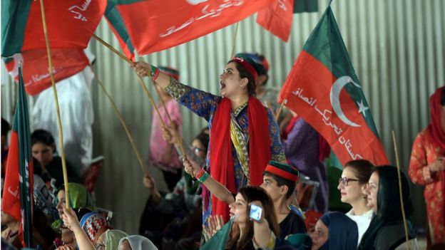 یوم تشکر میں بڑی تعداد میں کارکنوں نے شرکت کی