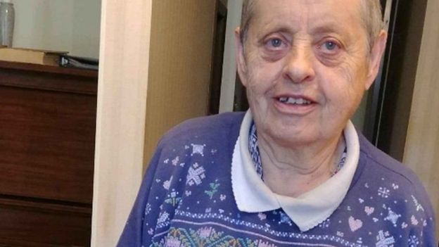 13 ஆண்டுகளுக்குமுன் காணாமல் போன வைர மோதிரத்தை எடுத்துதந்த கேரட்