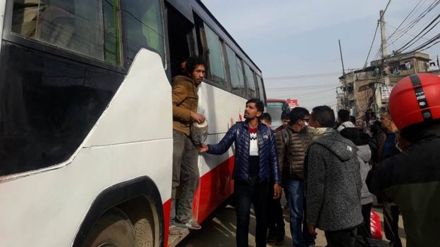 यात्रुवाहक बस