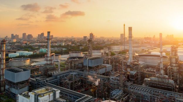 இரான் - அமெரிக்கா இடையே போர் ஏற்பட்டால் பெட்ரோல் விலை எவ்வளவு உயரும்?