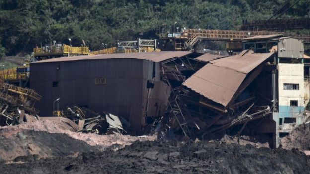 DependÃªncias da Vale destruÃ­das por rompimento de barragem