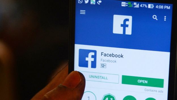 'காங்கிரஸ் கட்சியும் அனலிட்டிகா வாடிக்கையாளர்`